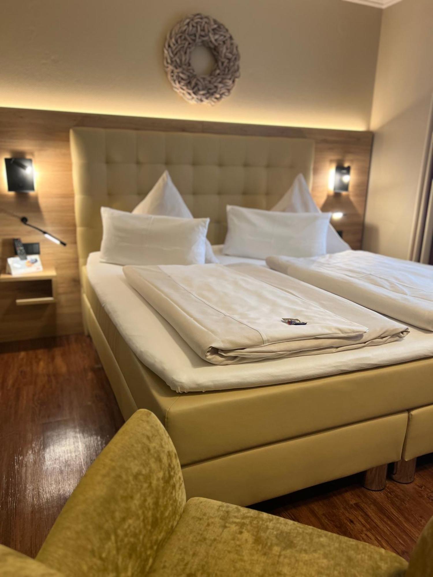 Burgdorfs Hotel & Restaurant Hude  Екстер'єр фото