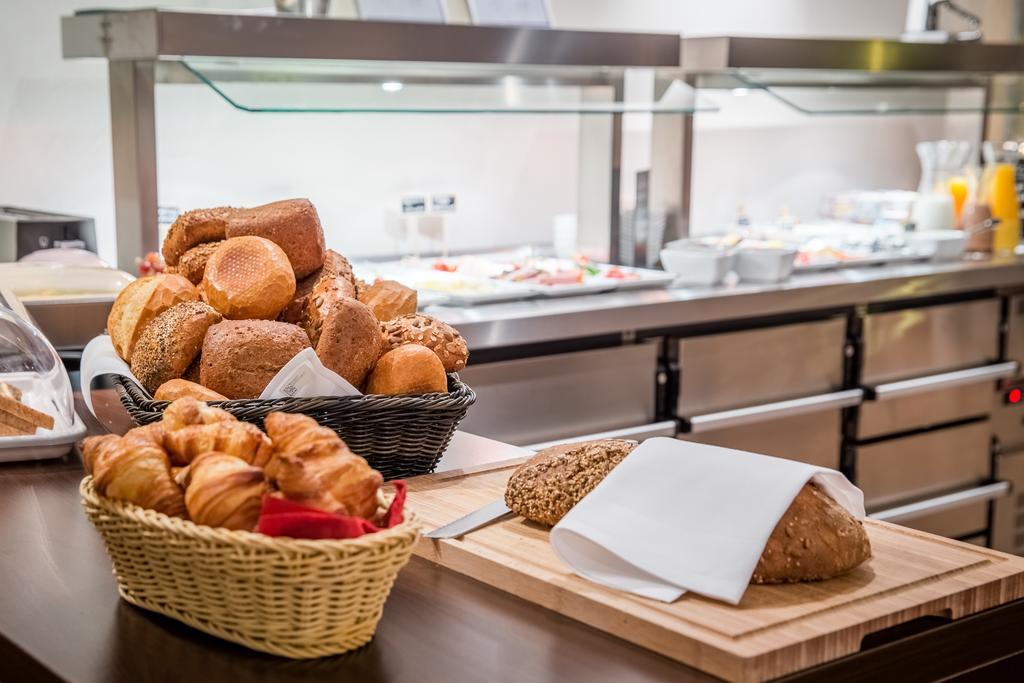 Burgdorfs Hotel & Restaurant Hude  Екстер'єр фото